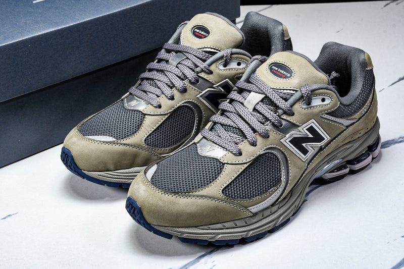 New Balance 2002