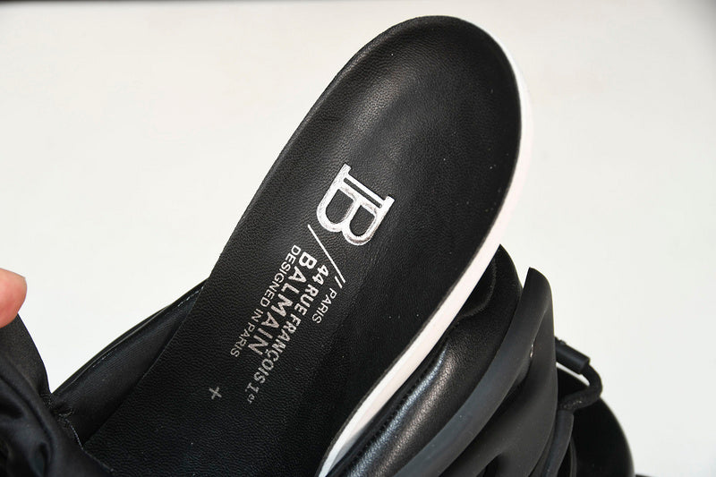 Balenciaga Unicórnio