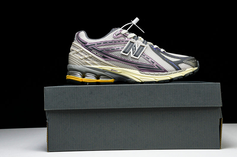 New Balance 1906