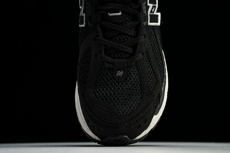 New Balance 1906
