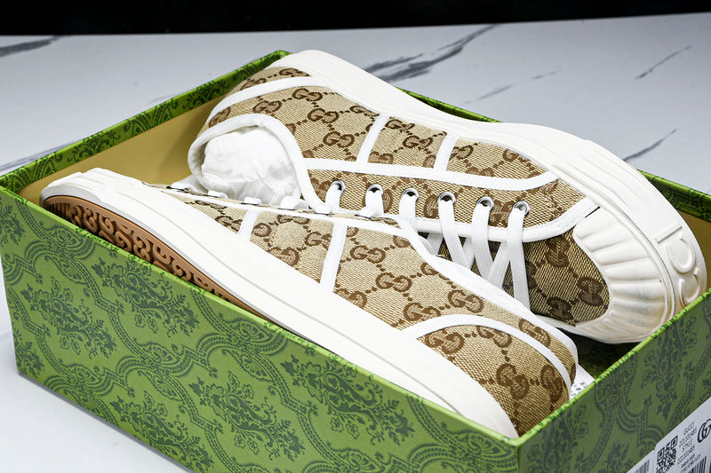Tênis Gucci