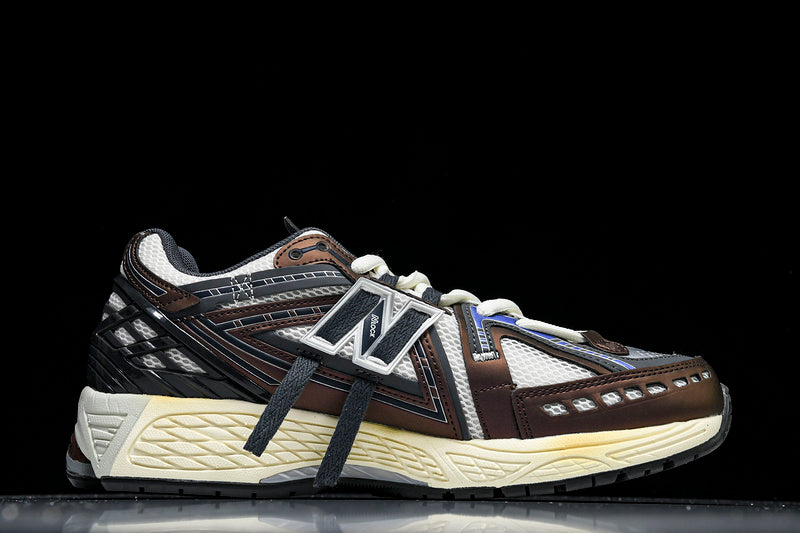 New Balance 1906