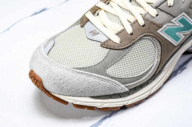 New Balance 2002