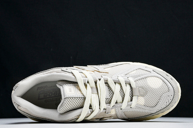New Balance 1906