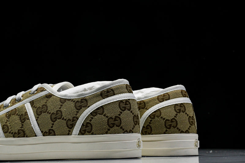 Tênis Gucci
