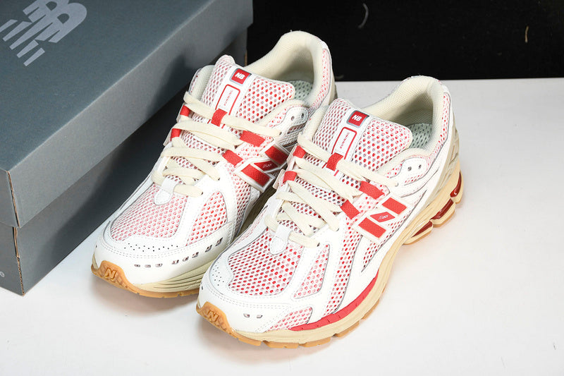 New Balance 1906