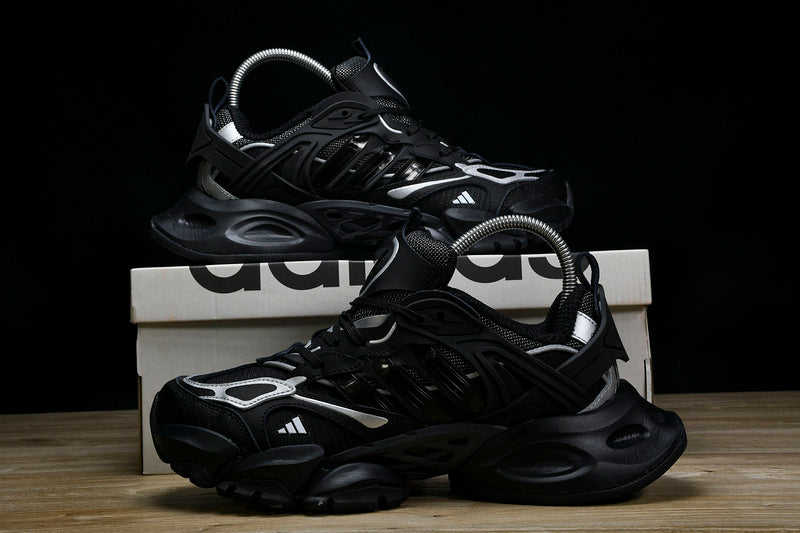 Tênis Adidas XLG