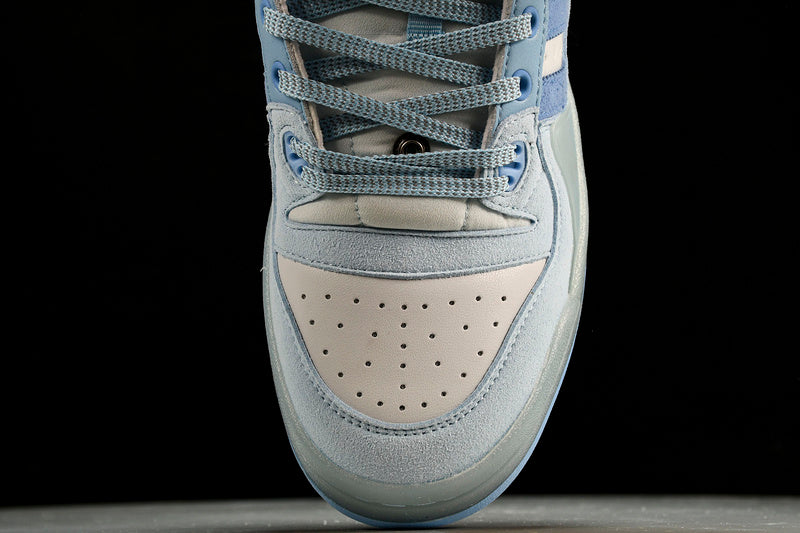 Tênis Adidas x Bad Bunny