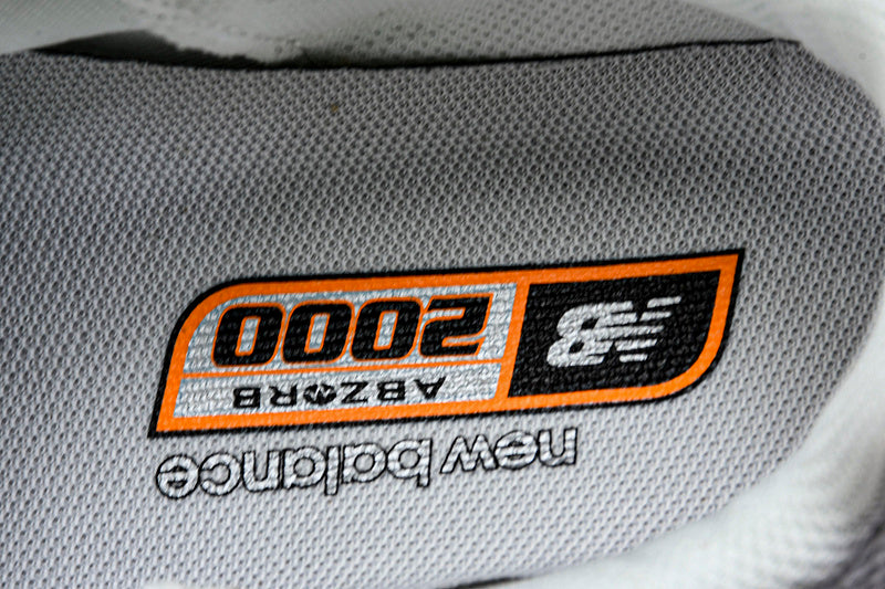 New Balance 2000 Sneakers