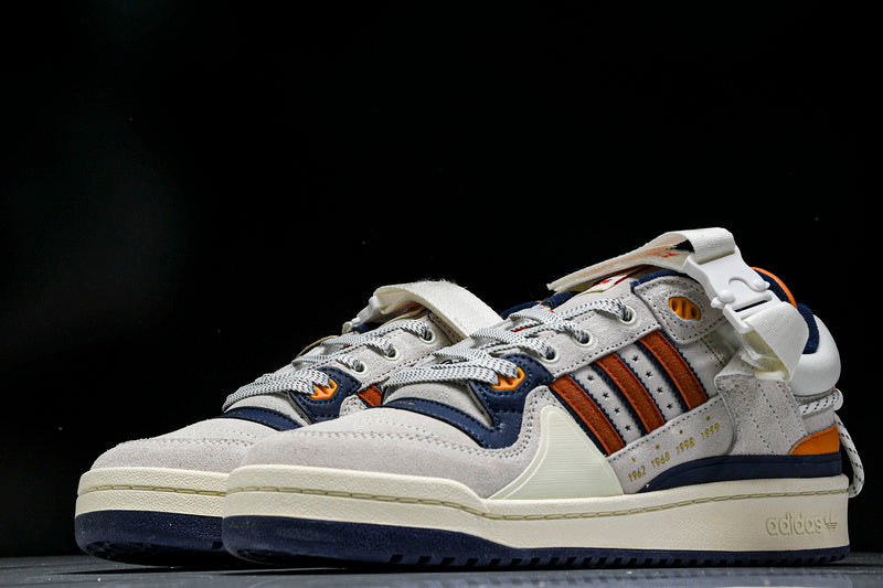 Tênis Adidas x Bad Bunny