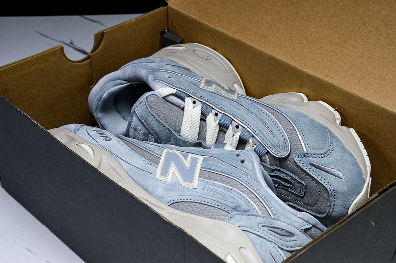 New Balance 1000