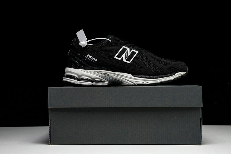 New Balance 1906