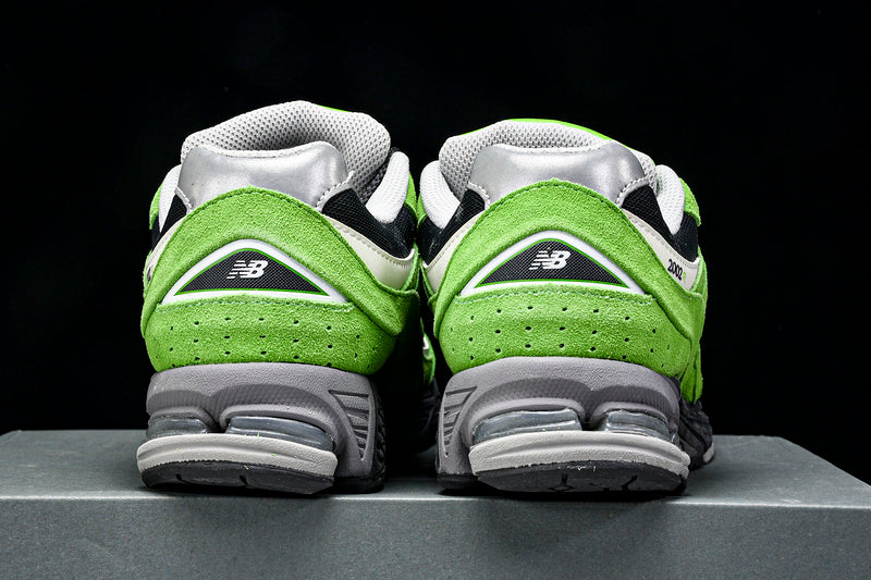 New Balance 2002