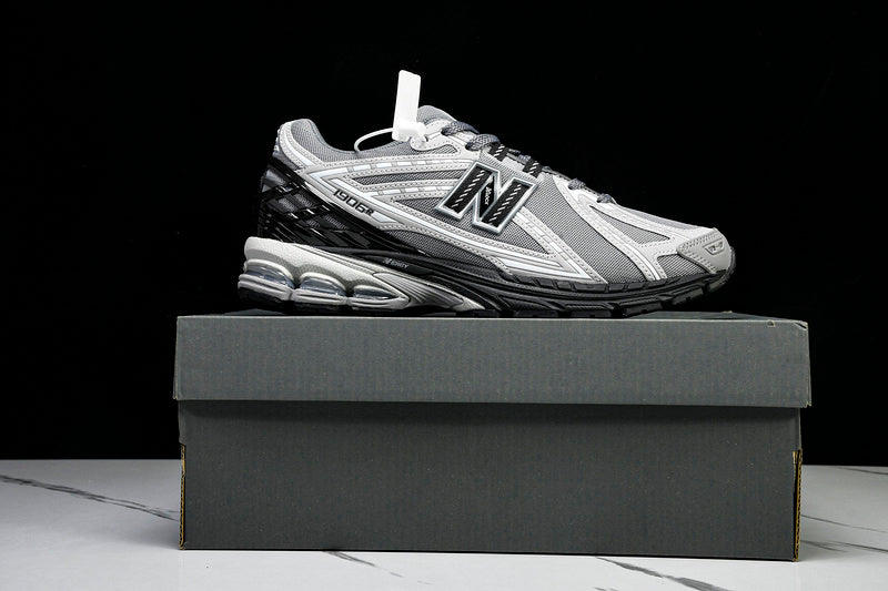 New Balance 1906