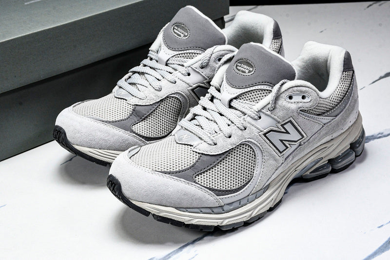 New Balance 2002