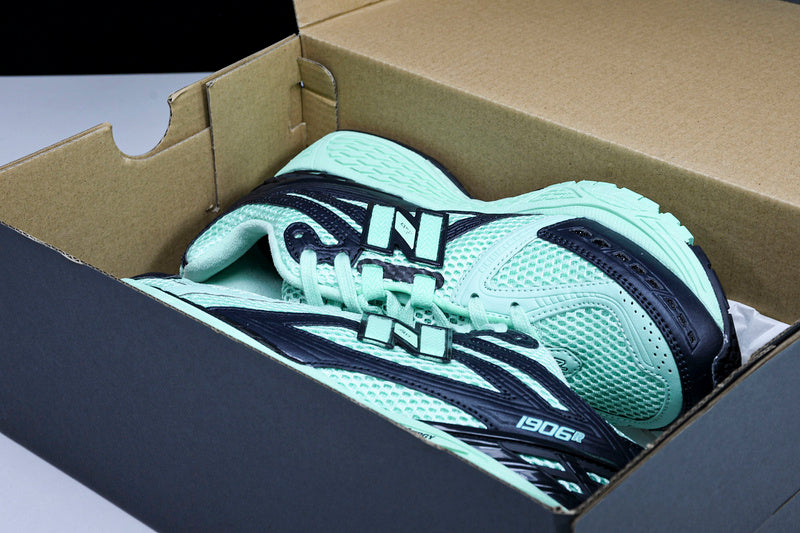 New Balance 1906