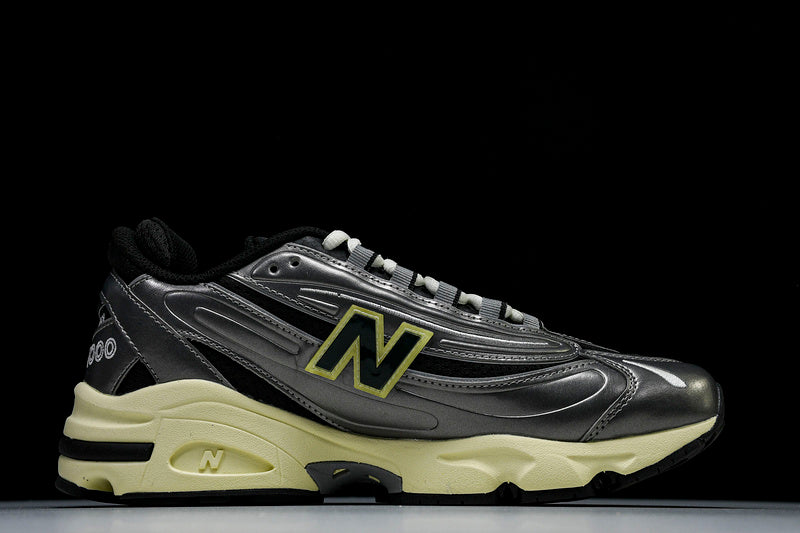 New Balance 1000