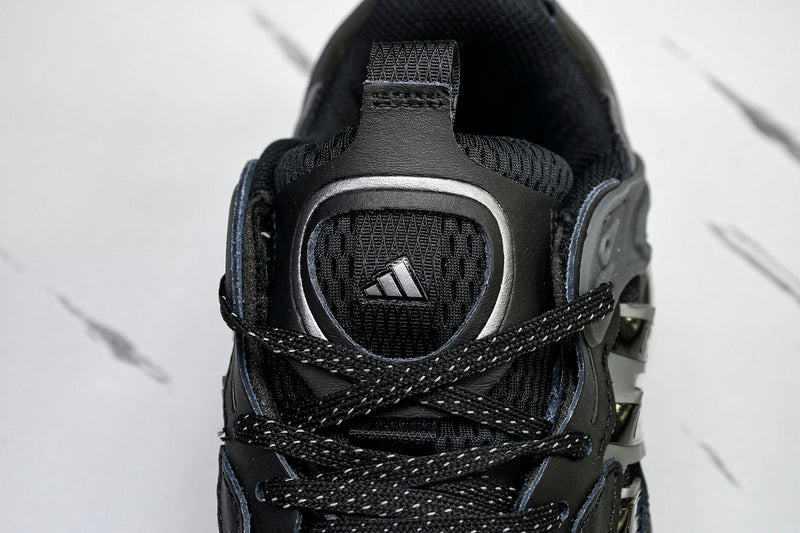 Tênis Adidas XLG