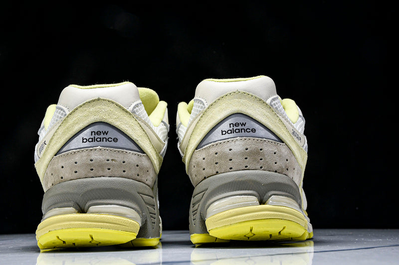 New Balance 2002