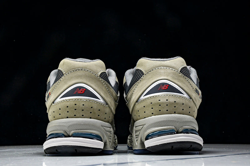 New Balance 2002