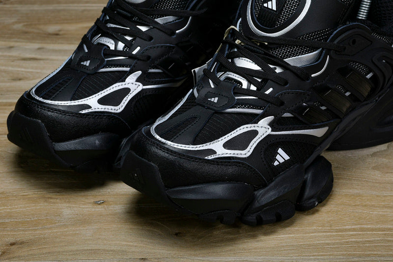 Tênis Adidas XLG