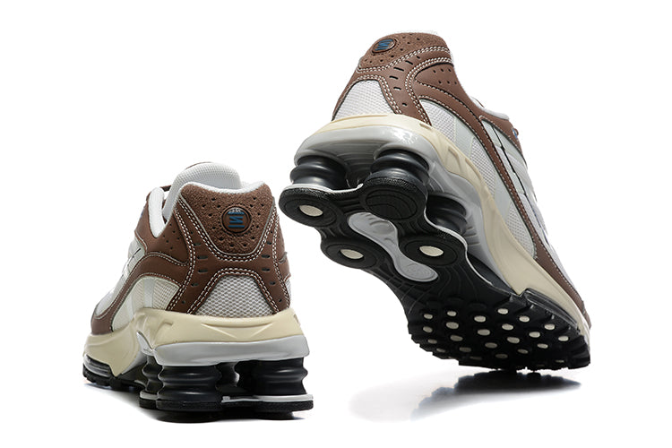 Supreme x Nike Shox Ride 2