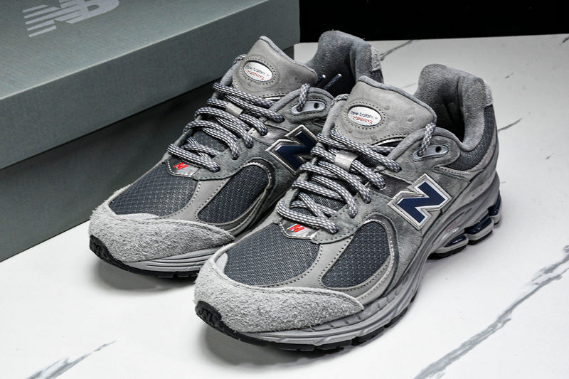 New Balance 2002