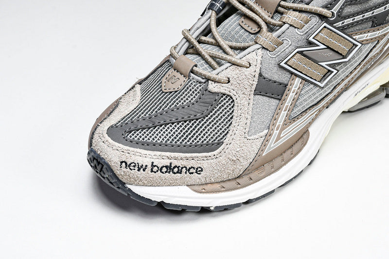 New Balance 1906