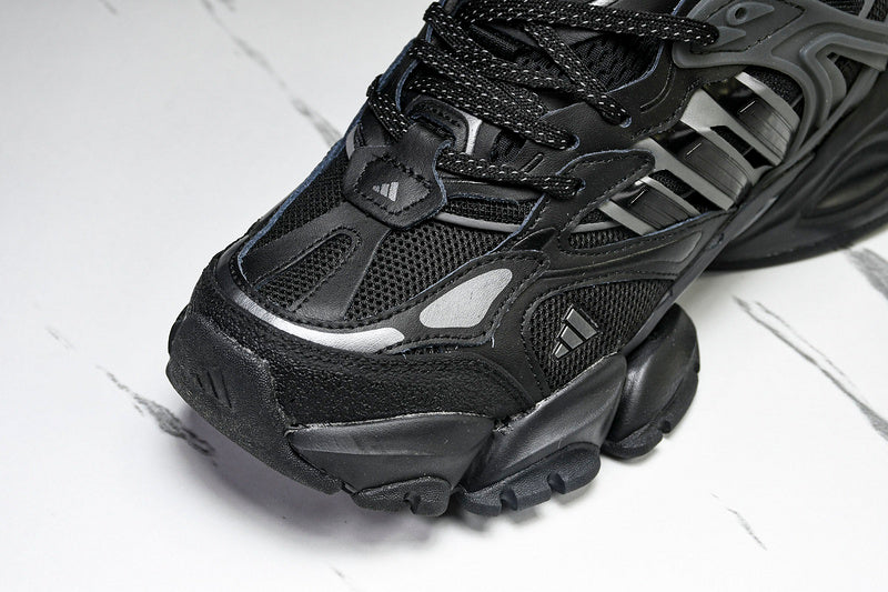 Tênis Adidas XLG