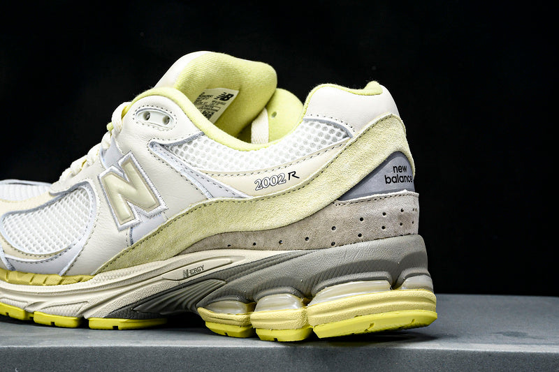 New Balance 2002