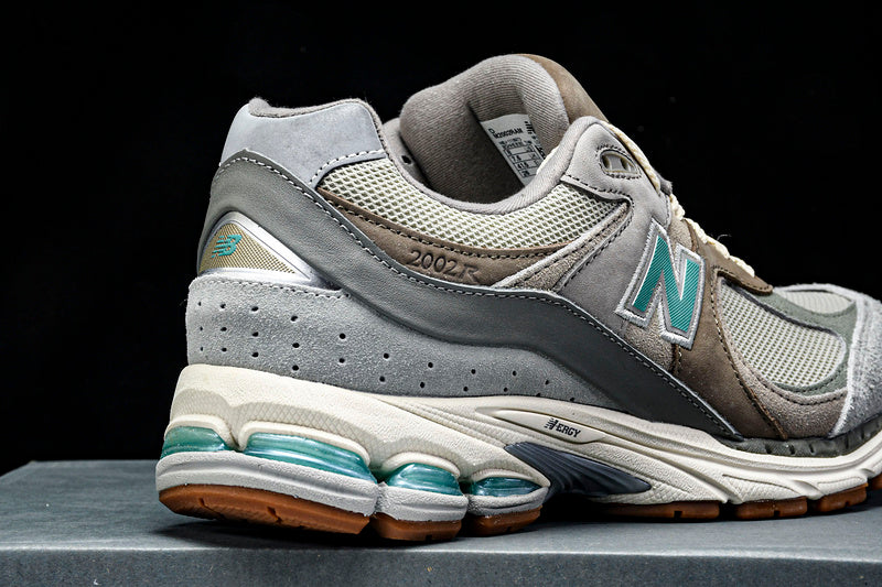 New Balance 2002