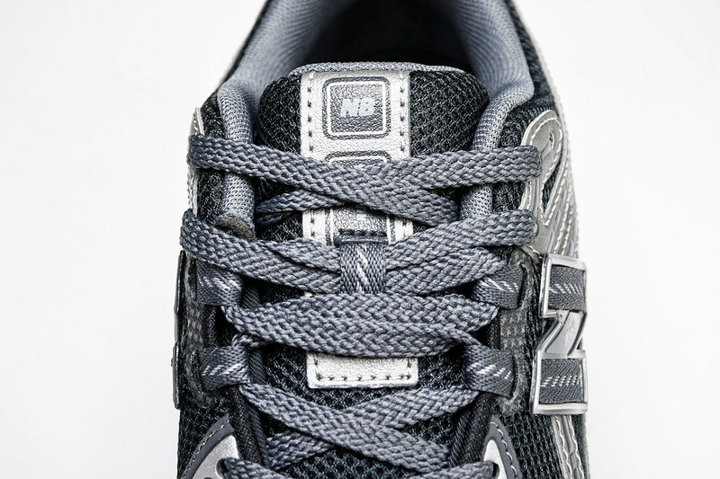 New Balance 1906