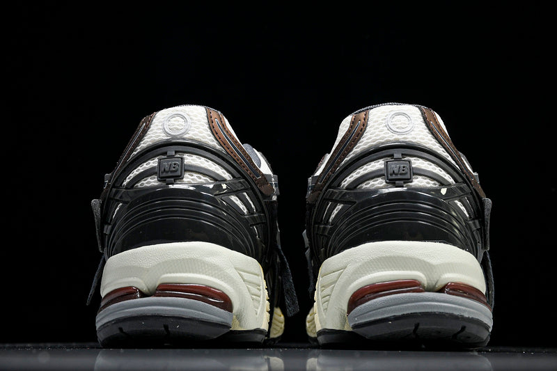 New Balance 1906