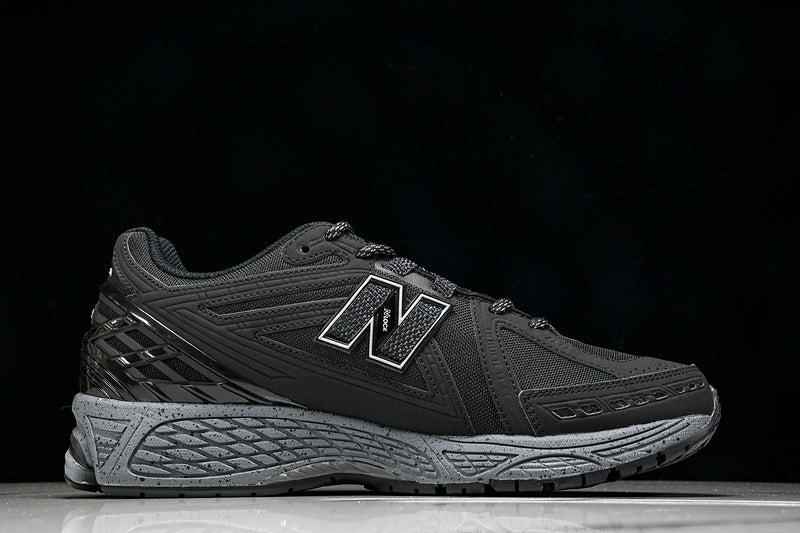 New Balance 1906