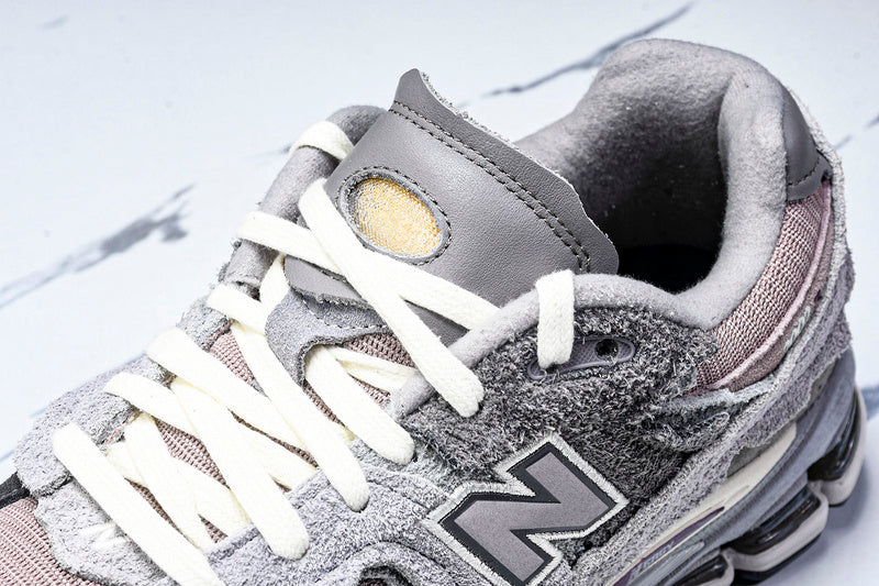 New Balance 2002