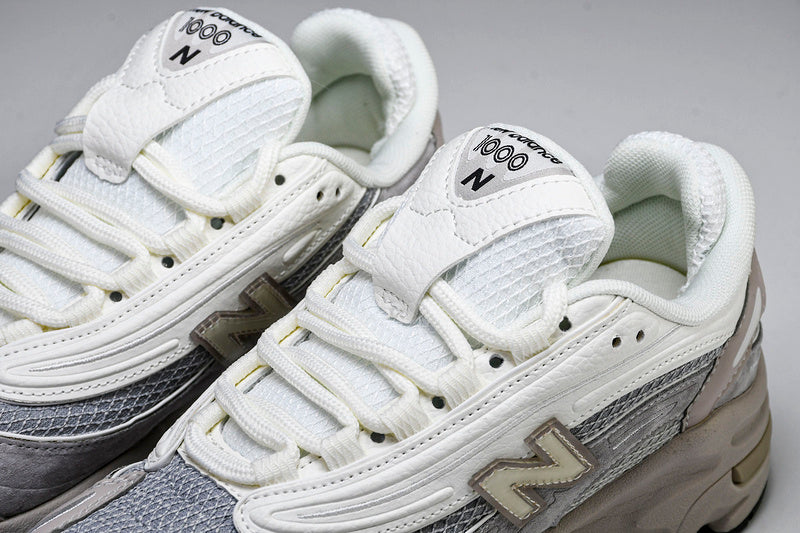 New Balance 1000
