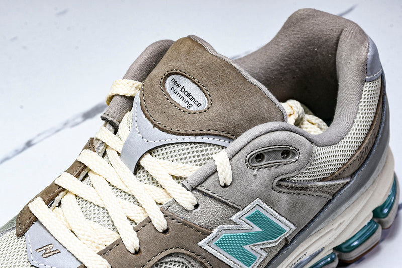 New Balance 2002