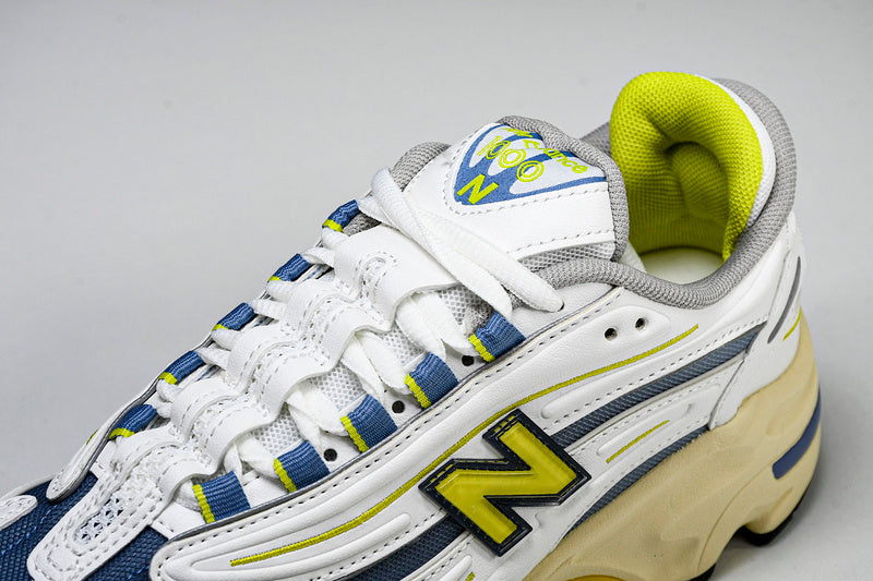 New Balance 1000