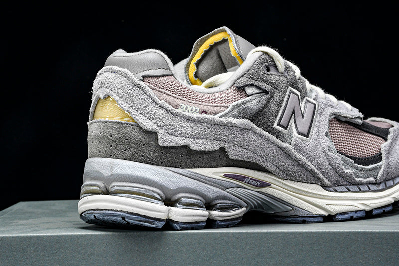 New Balance 2002