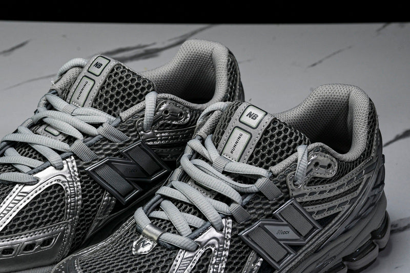 New Balance 1906
