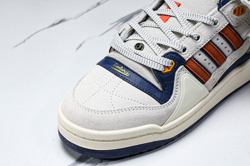 Tênis Adidas x Bad Bunny