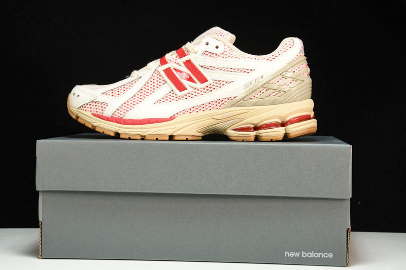 New Balance 1906