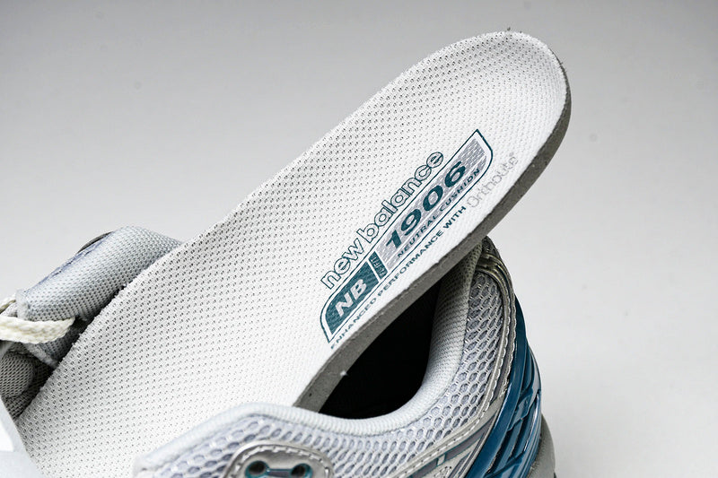 New Balance 1906