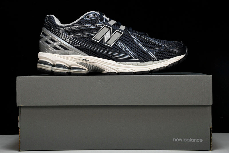New Balance 1906