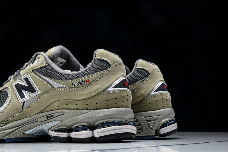 New Balance 2002