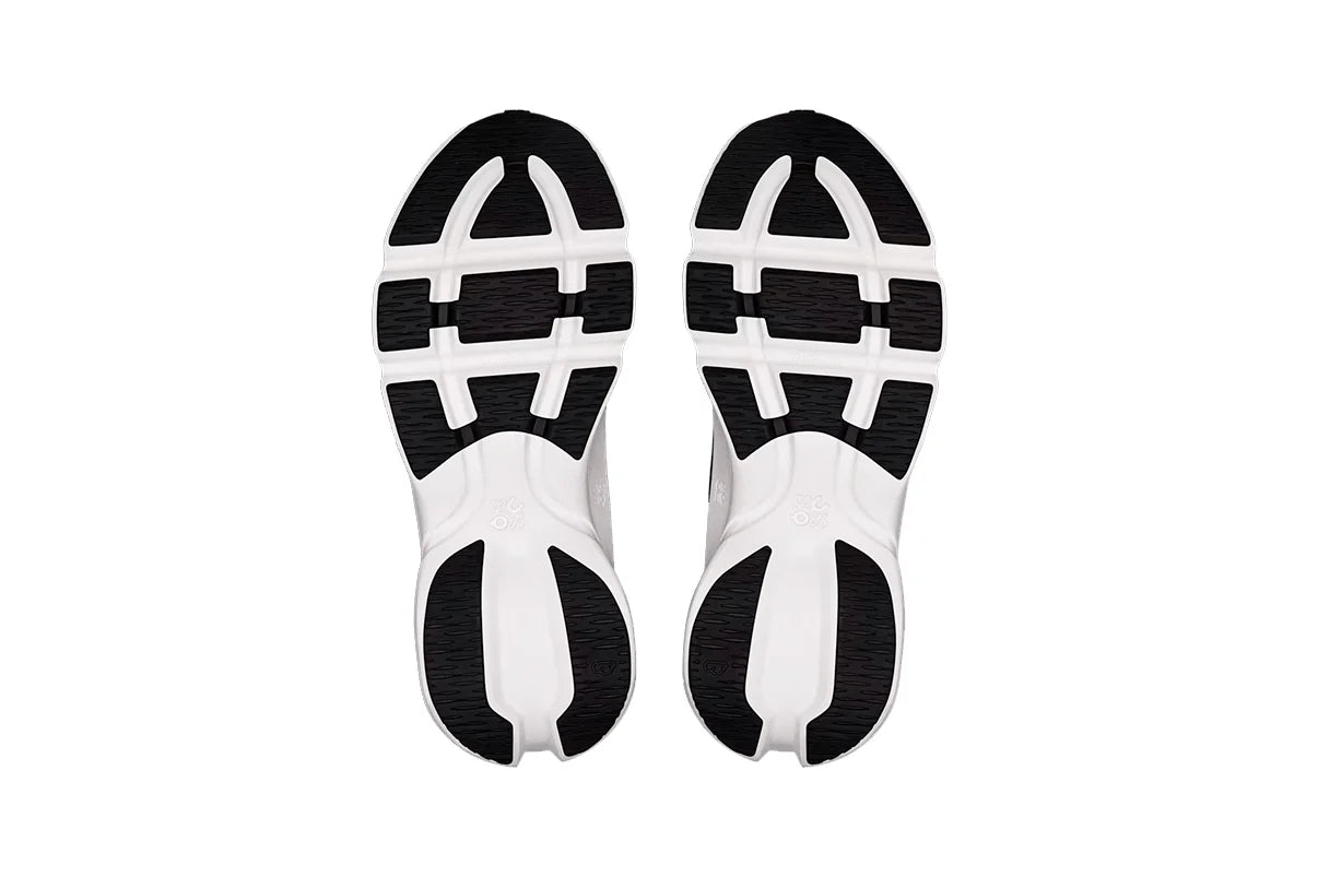 Tênis On Running Cloudsolo Loewe Preto e Branco