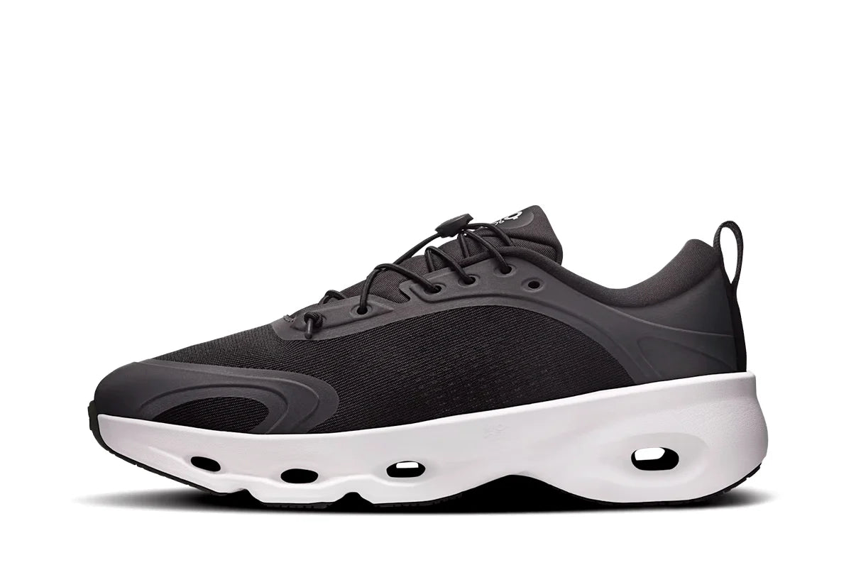Tênis On Running Cloudsolo Loewe Preto e Branco