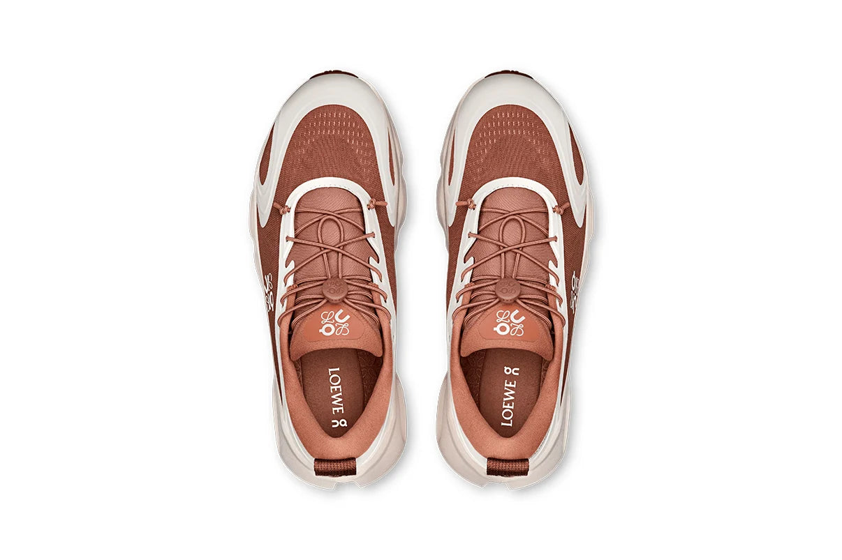 Tênis On Running Cloudsolo Loewe Taupe Eggshell Marrom